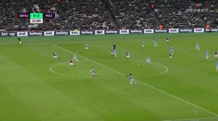 图片报：多特高层现在目标是联赛亚军、欧冠联赛阶段前八晋级