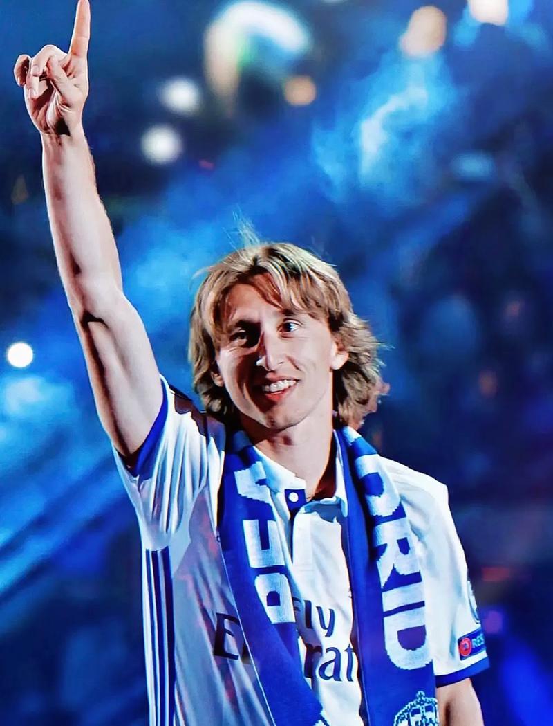 CBA俱乐部杯：上海久事99比71大胜宁波男篮，豪取两连胜！