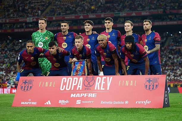 邮报：曼联的球探上周考察了奥林匹亚科斯中场穆扎基蒂斯